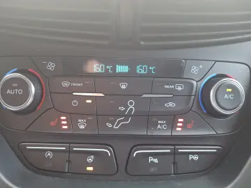 Ford Kuga 2.0 TDCi 4WD Powershift Titanium