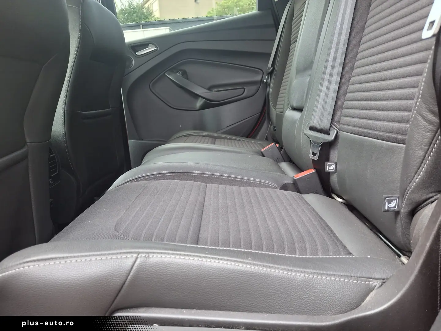 Ford Kuga 2.0 TDCi 4WD Powershift Titanium