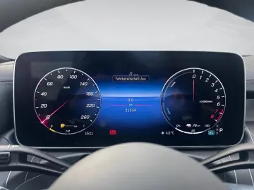MERCEDES-BENZ C 300 e AMG-PREMIUM NIGHT DISTRONIC WI&hellip;