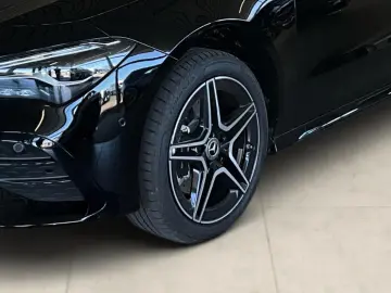 MERCEDES-BENZ CLA 250 e AMG 360 ACC AHK AUT DynLicht&hellip;