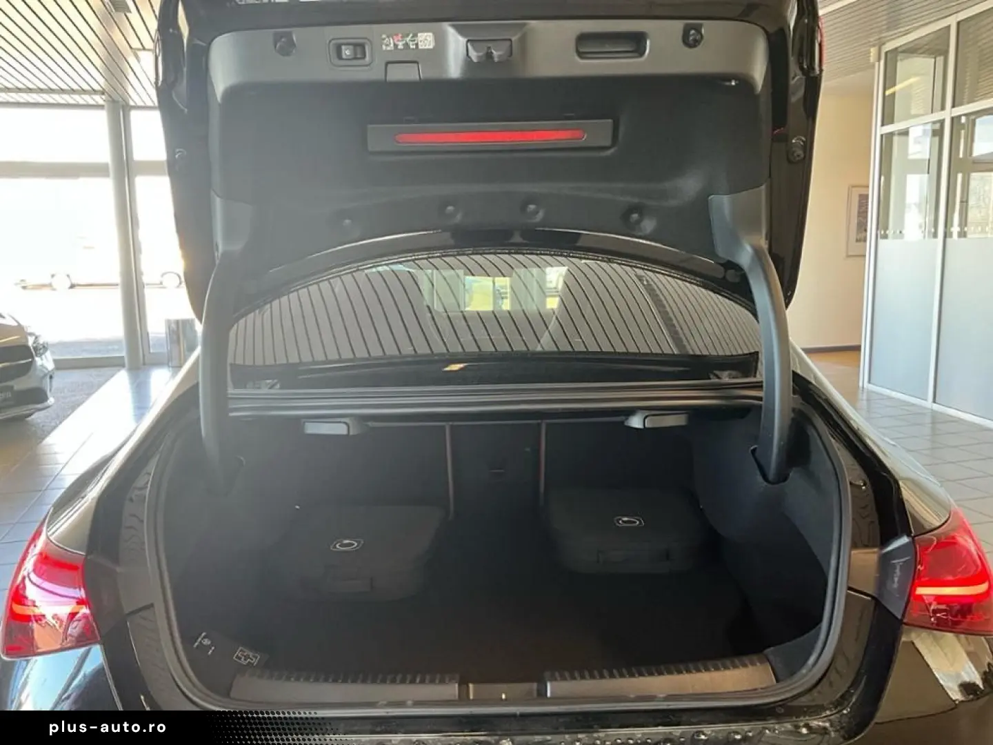 MERCEDES-BENZ CLA 250 e AMG 360 ACC AHK AUT DynLicht&hellip;