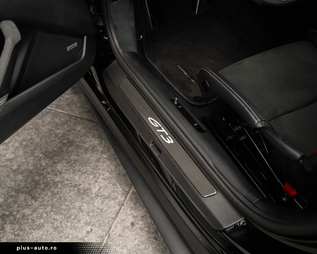 PORSCHE 992 (911) GT3 Clubsport  CARBONROOF LIFT BOSE