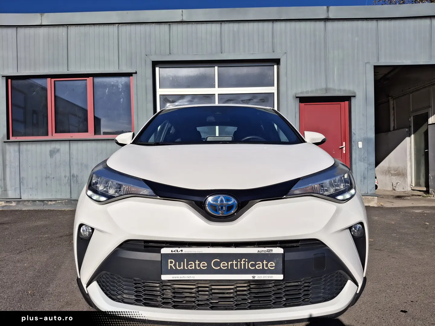 Toyota C-HR 1.8 HSD 4x2 CVT C-enter