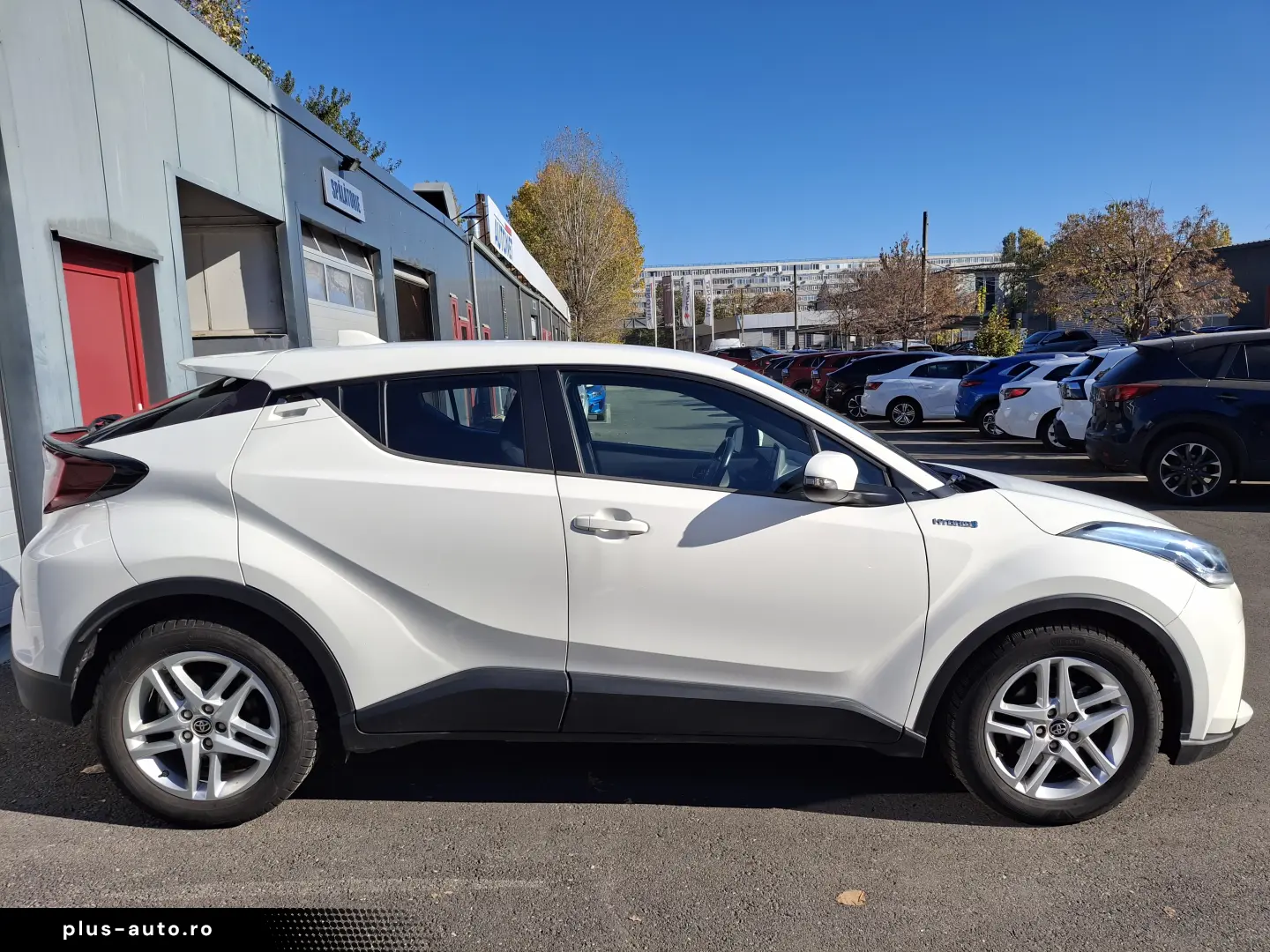 Toyota C-HR 1.8 HSD 4x2 CVT C-enter