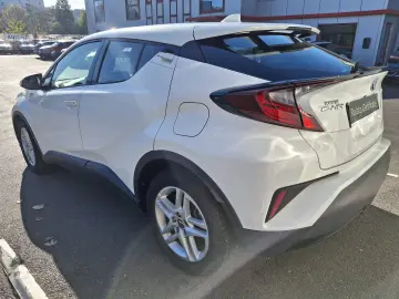 Toyota C-HR 1.8 HSD 4x2 CVT C-enter
