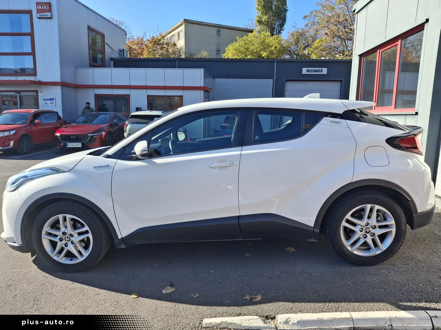 Toyota C-HR 1.8 HSD 4x2 CVT C-enter