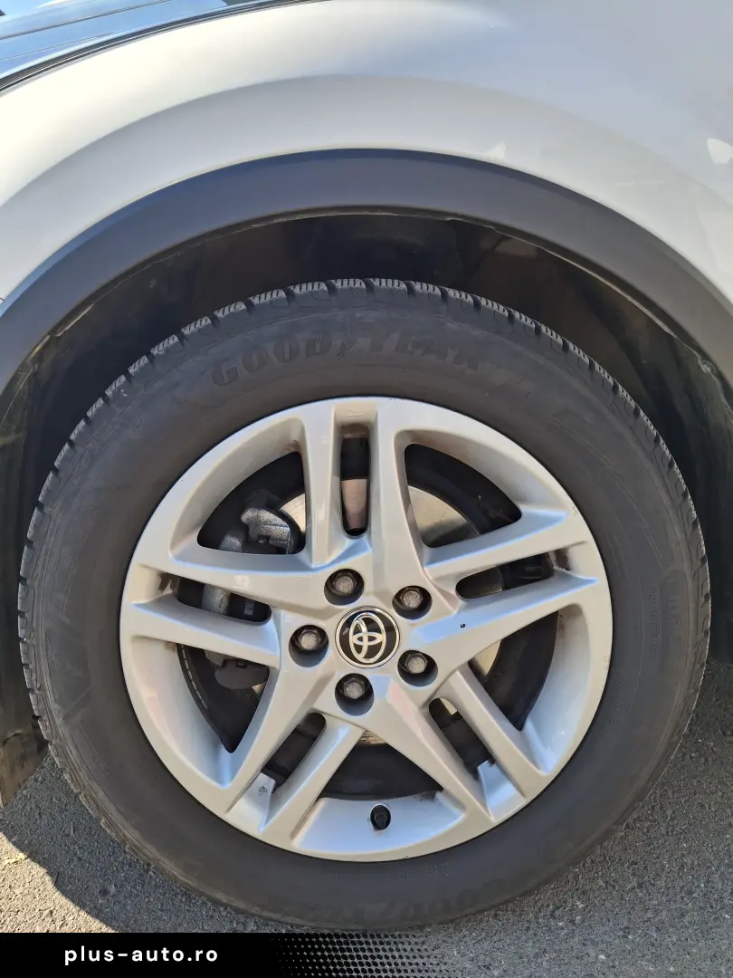 Toyota C-HR 1.8 HSD 4x2 CVT C-enter