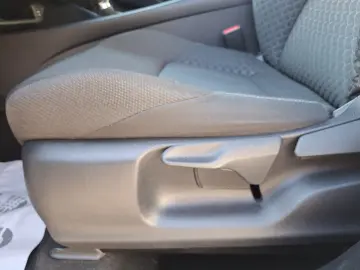 Toyota C-HR 1.8 HSD 4x2 CVT C-enter