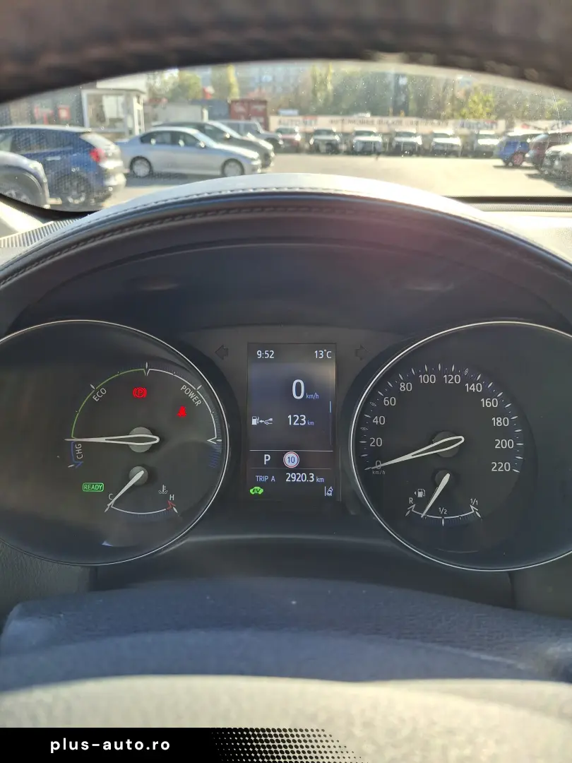 Toyota C-HR 1.8 HSD 4x2 CVT C-enter