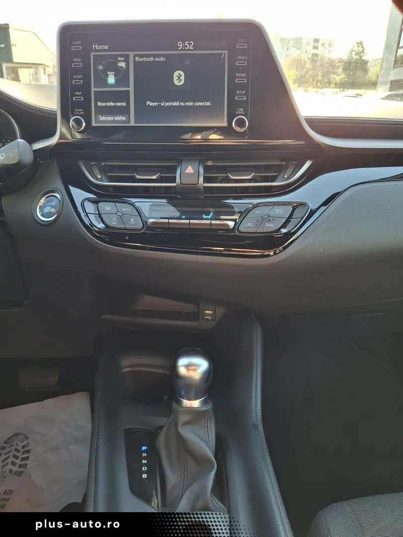 Toyota C-HR 1.8 HSD 4x2 CVT C-enter