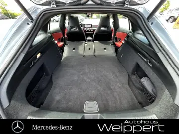 MERCEDES-BENZ CLA250e SB MBUX DIST PAN AC LADEN AMG LINE ADV