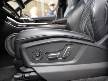 Audi Q7 Quattro 50TDi 3xS-Line