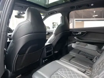 Audi Q7 Quattro 50TDi 3xS-Line