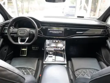 Audi Q7 Quattro 50TDi 3xS-Line