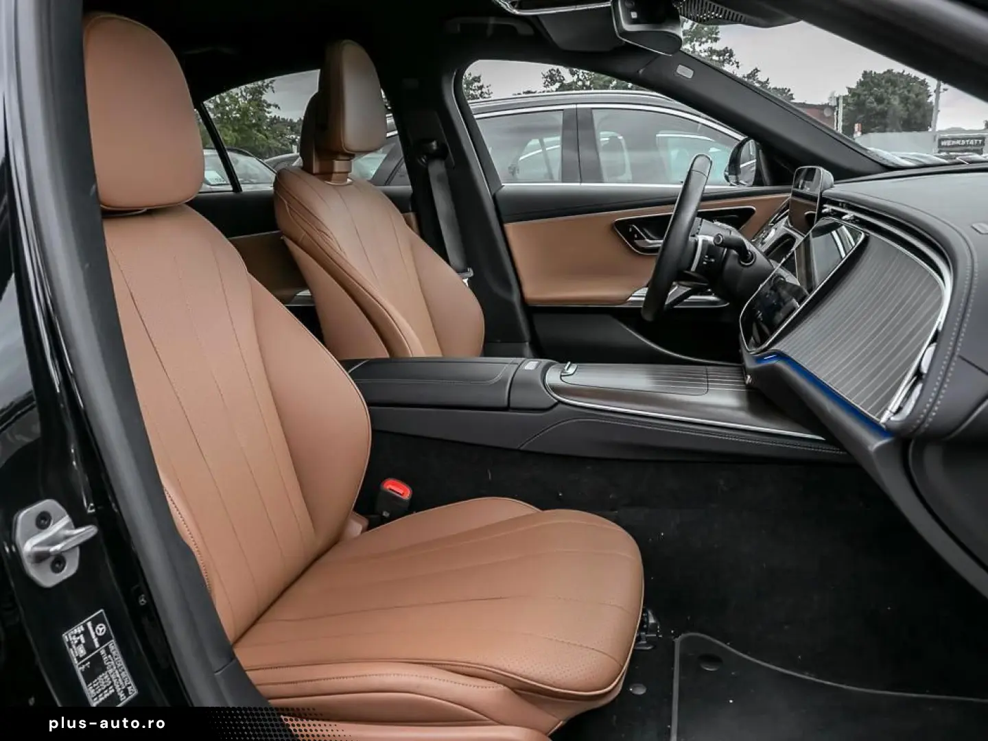 MERCEDES-BENZ E 300 de AMG Night AHK LED Kamera Distronic