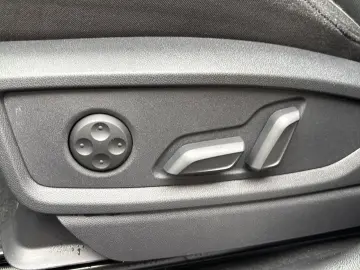 AUDI Q5 SPORTBACK 2.0 TDI QUATTRO   S-LINE Pano AHK