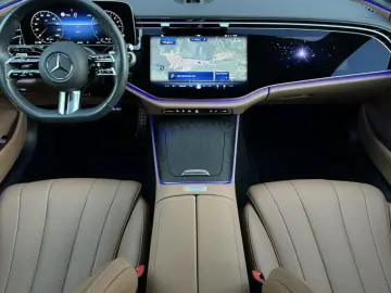 MERCEDES-BENZ E 300 de AMG-Adv Superscreen 20  Sitzk&hellip;
