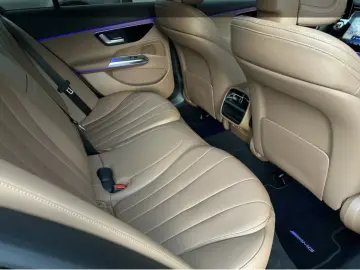 MERCEDES-BENZ E 300 de AMG-Adv Superscreen 20  Sitzk&hellip;