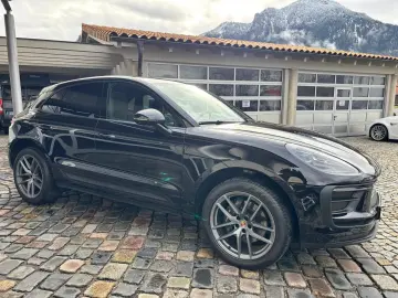 PORSCHE Macan Pano PDLS CarPlay AluPaket ACC Kam360  20