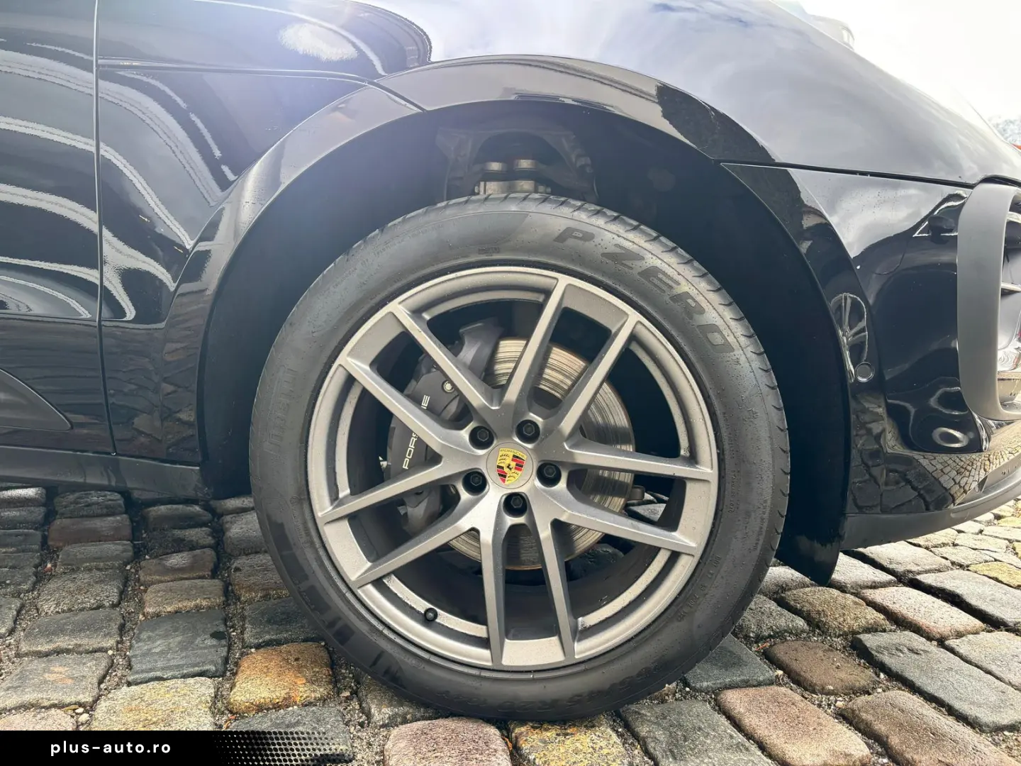 PORSCHE Macan Pano PDLS CarPlay AluPaket ACC Kam360  20