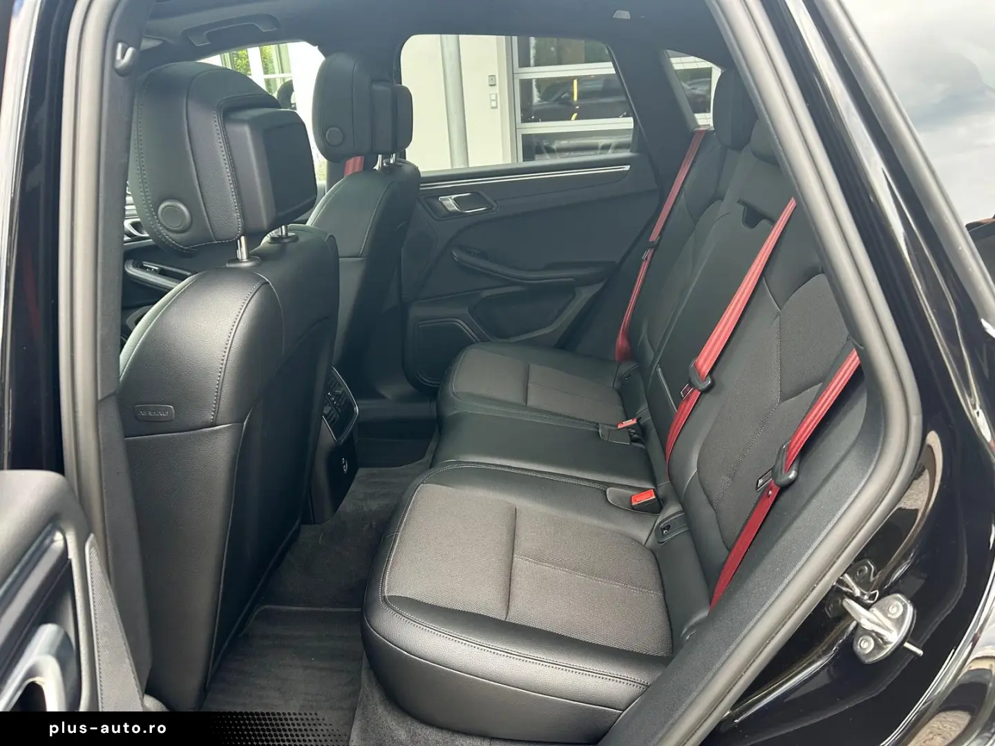 PORSCHE Macan Pano PDLS CarPlay AluPaket ACC Kam360  20