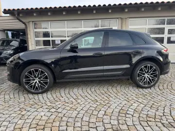 PORSCHE Macan Approved 10 26 Pano Bose 14Wege Kamera 21