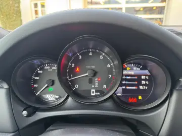 PORSCHE Macan Approved 10 26 Pano Bose 14Wege Kamera 21