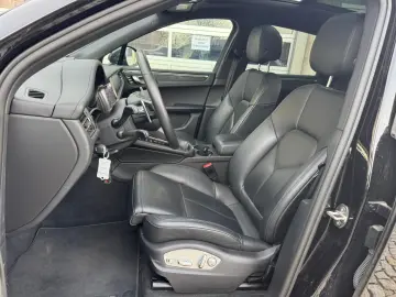 PORSCHE Macan Approved 10 26 Pano Bose 14Wege Kamera 21