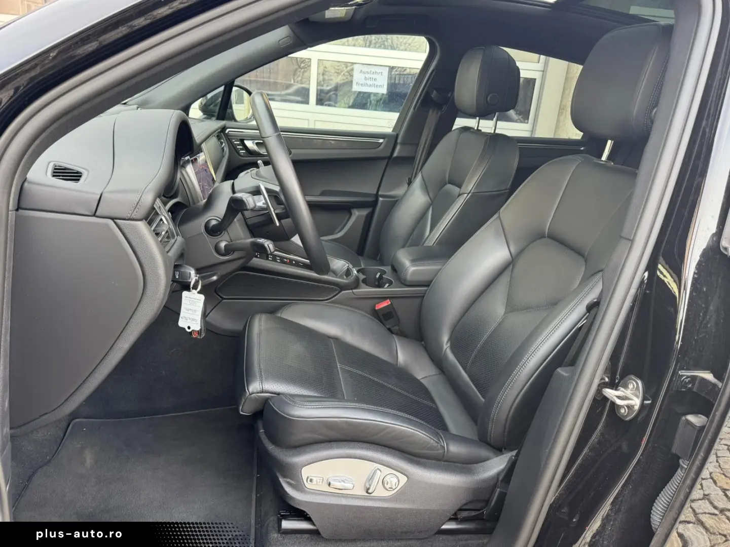 PORSCHE Macan Approved 10 26 Pano Bose 14Wege Kamera 21