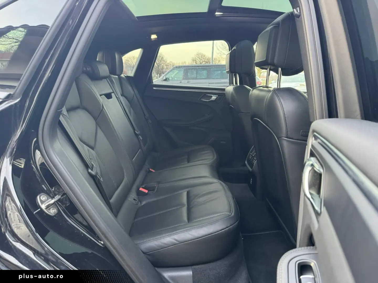 PORSCHE Macan Approved 10 26 Pano Bose 14Wege Kamera 21