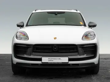 PORSCHE Macan T Surround View Abstandsregeltempostat