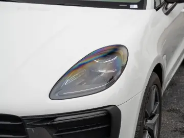 PORSCHE Macan T Surround View Abstandsregeltempostat