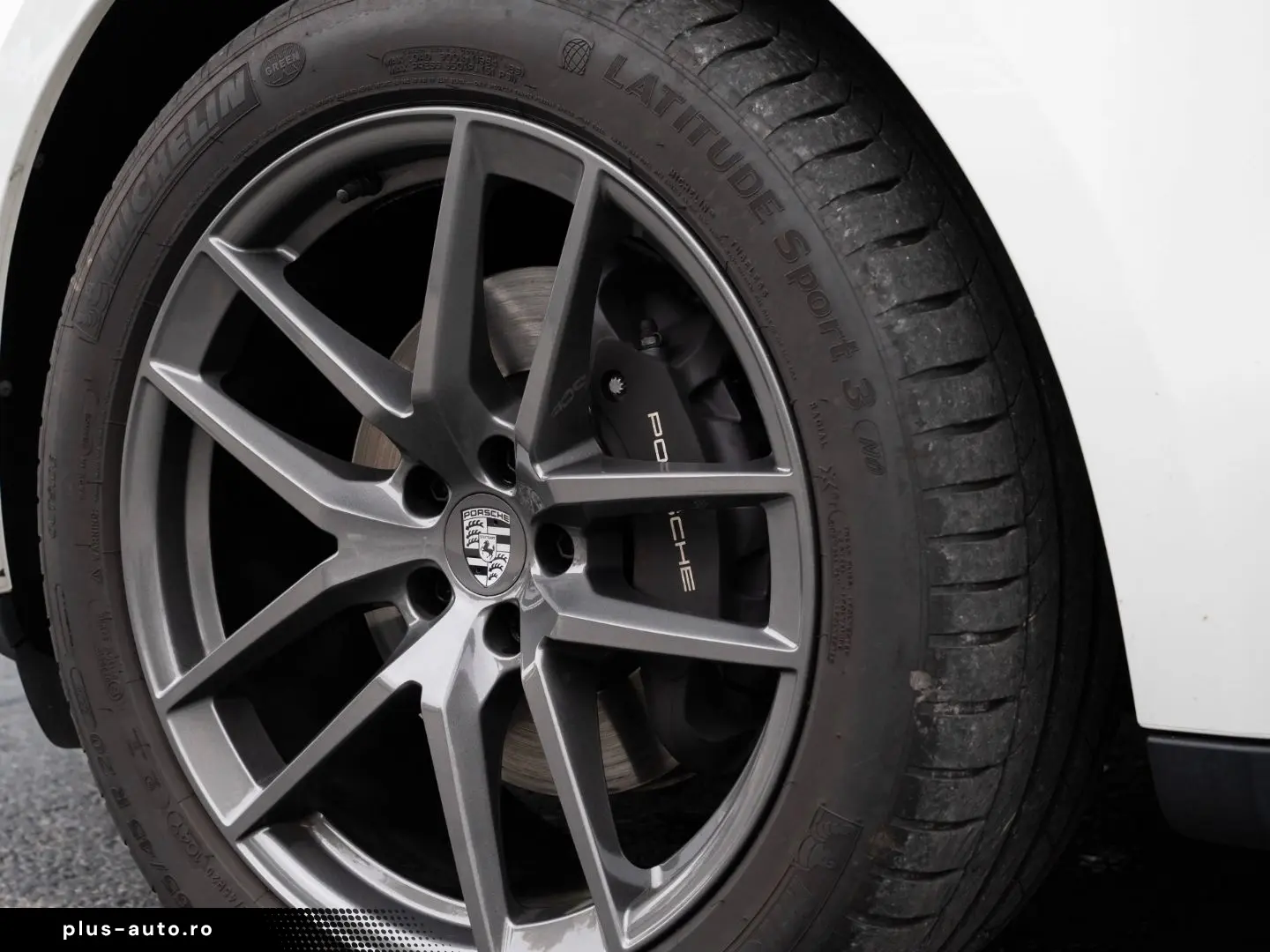 PORSCHE Macan T Surround View Abstandsregeltempostat