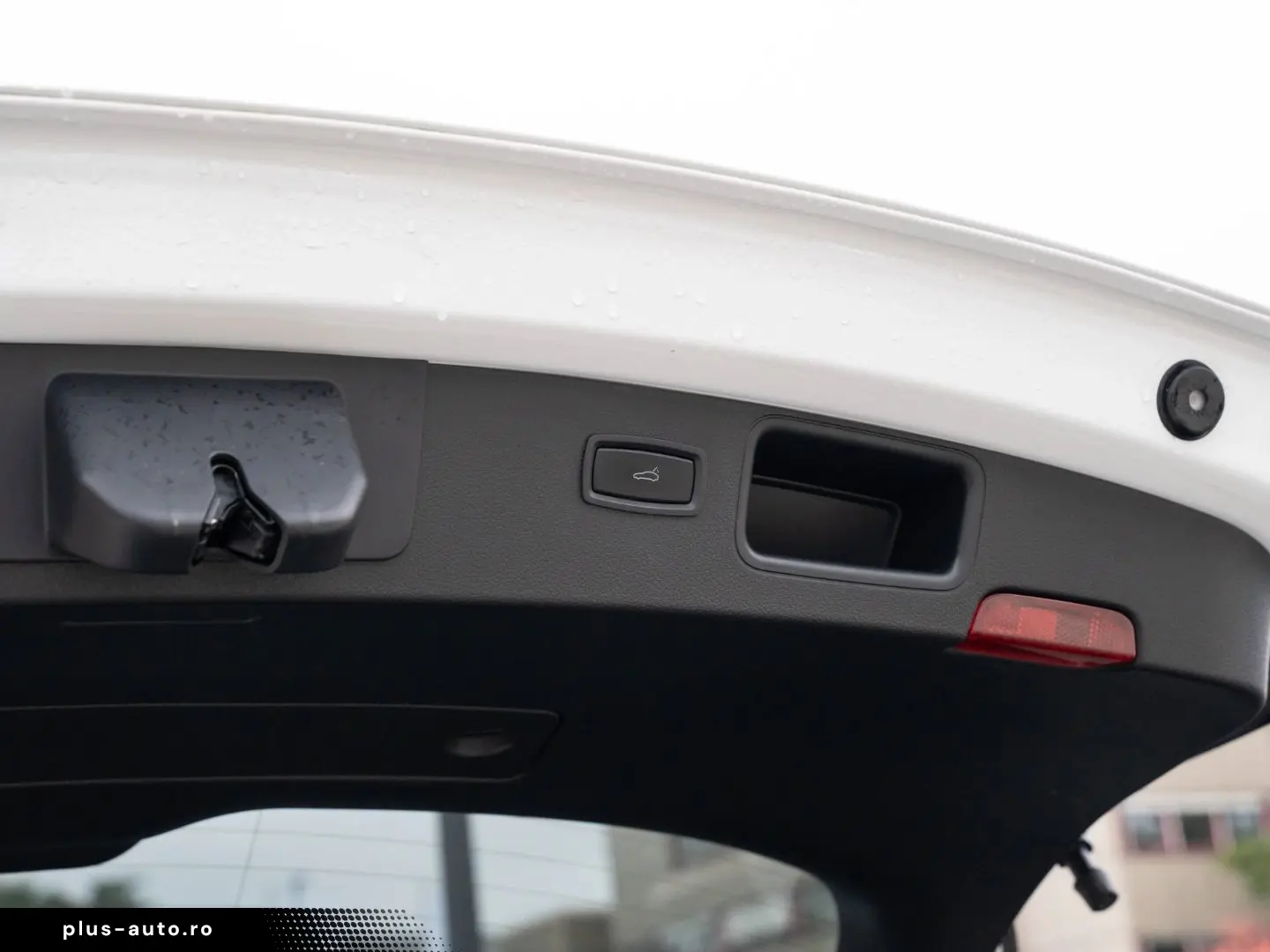 PORSCHE Macan T Surround View Abstandsregeltempostat