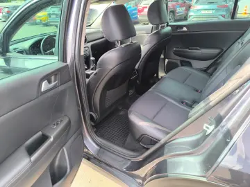 Kia Sportage 1.6 GDI 6MT 4x2 Style