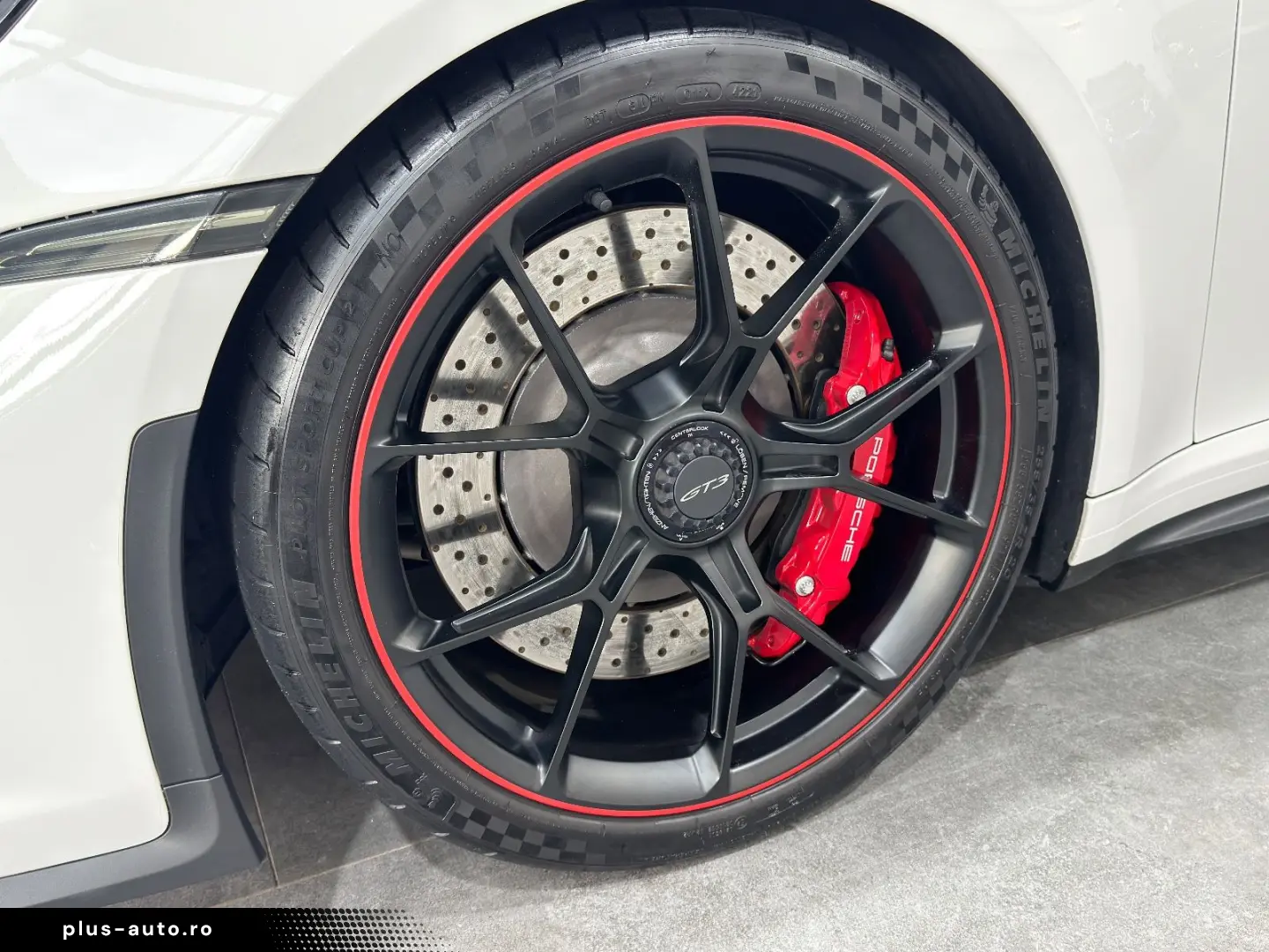 PORSCHE 992 GT3 Clubsport Carbon Schalensitze LIFT BOSE