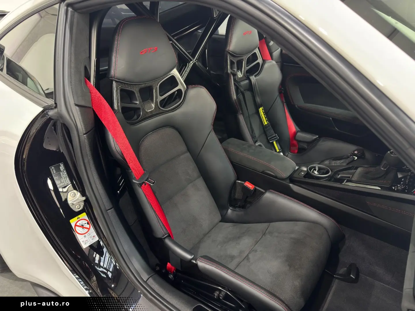 PORSCHE 992 GT3 Clubsport Carbon Schalensitze LIFT BOSE