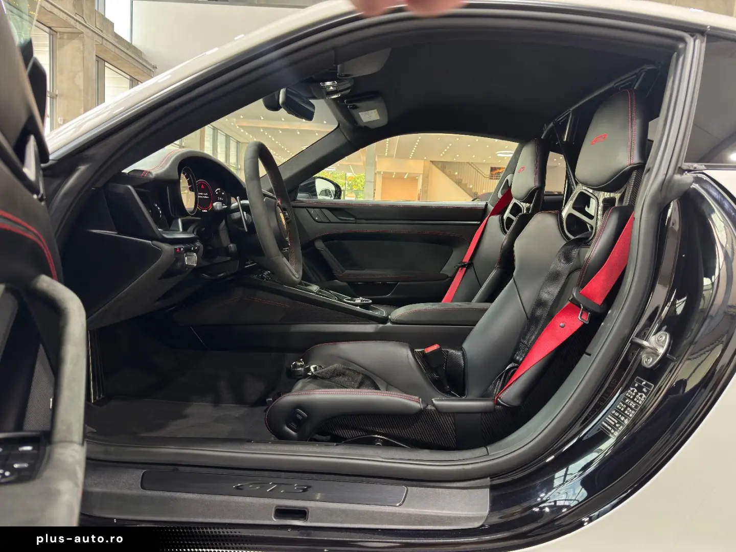 PORSCHE 992 GT3 Clubsport Carbon Schalensitze LIFT BOSE