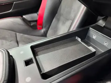 PORSCHE 992 GT3 Clubsport Carbon Schalensitze LIFT BOSE