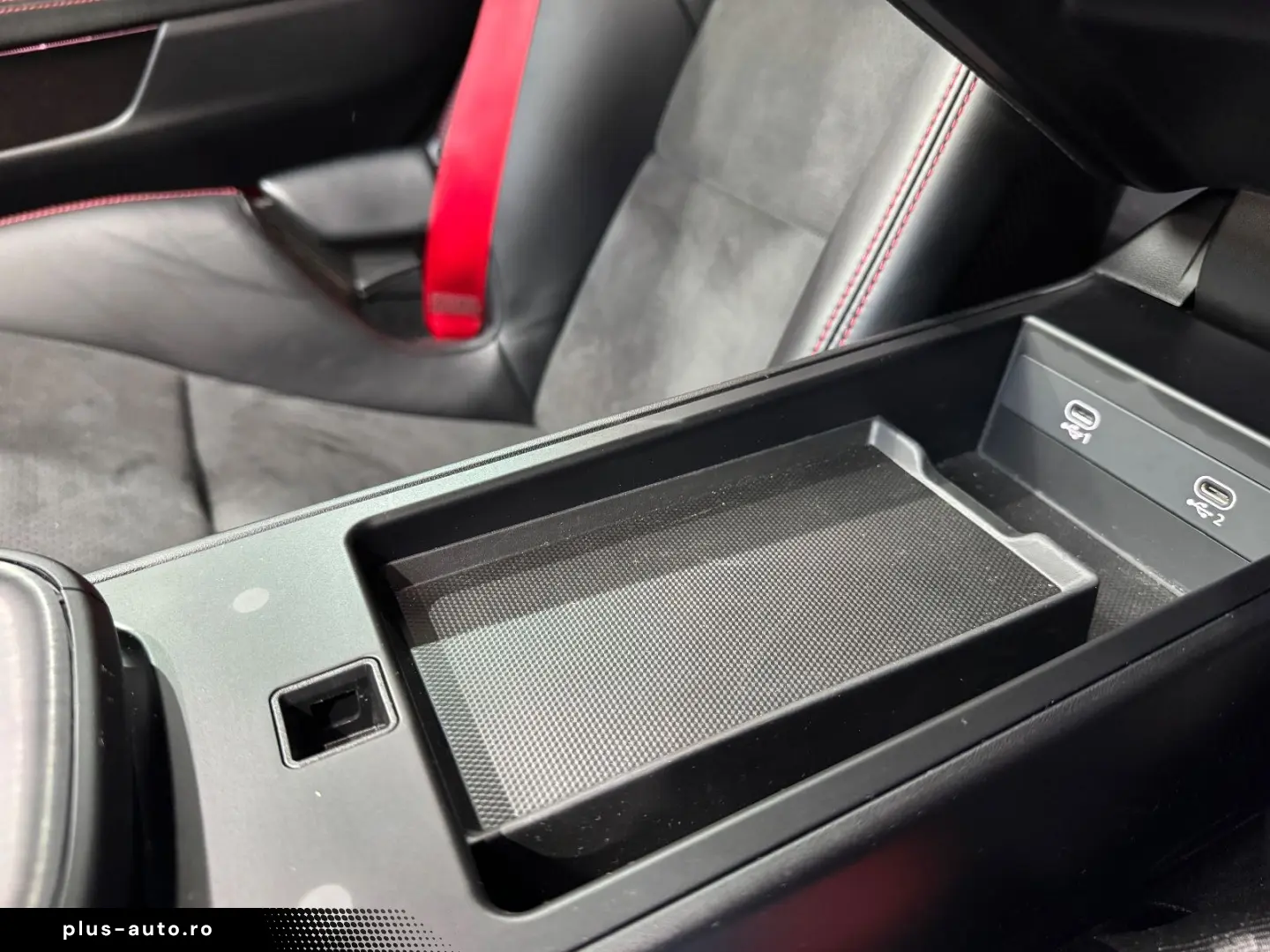 PORSCHE 992 GT3 Clubsport Carbon Schalensitze LIFT BOSE