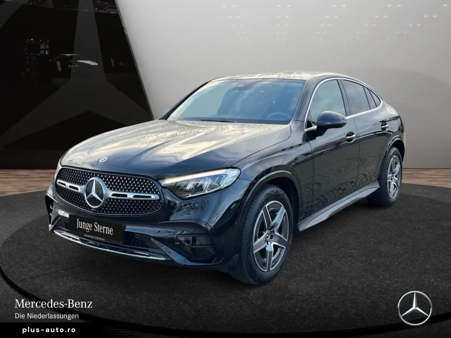MERCEDES-BENZ GLC 200 4M Cp AMG PANO AHK MEMORY Easy-Pack 19