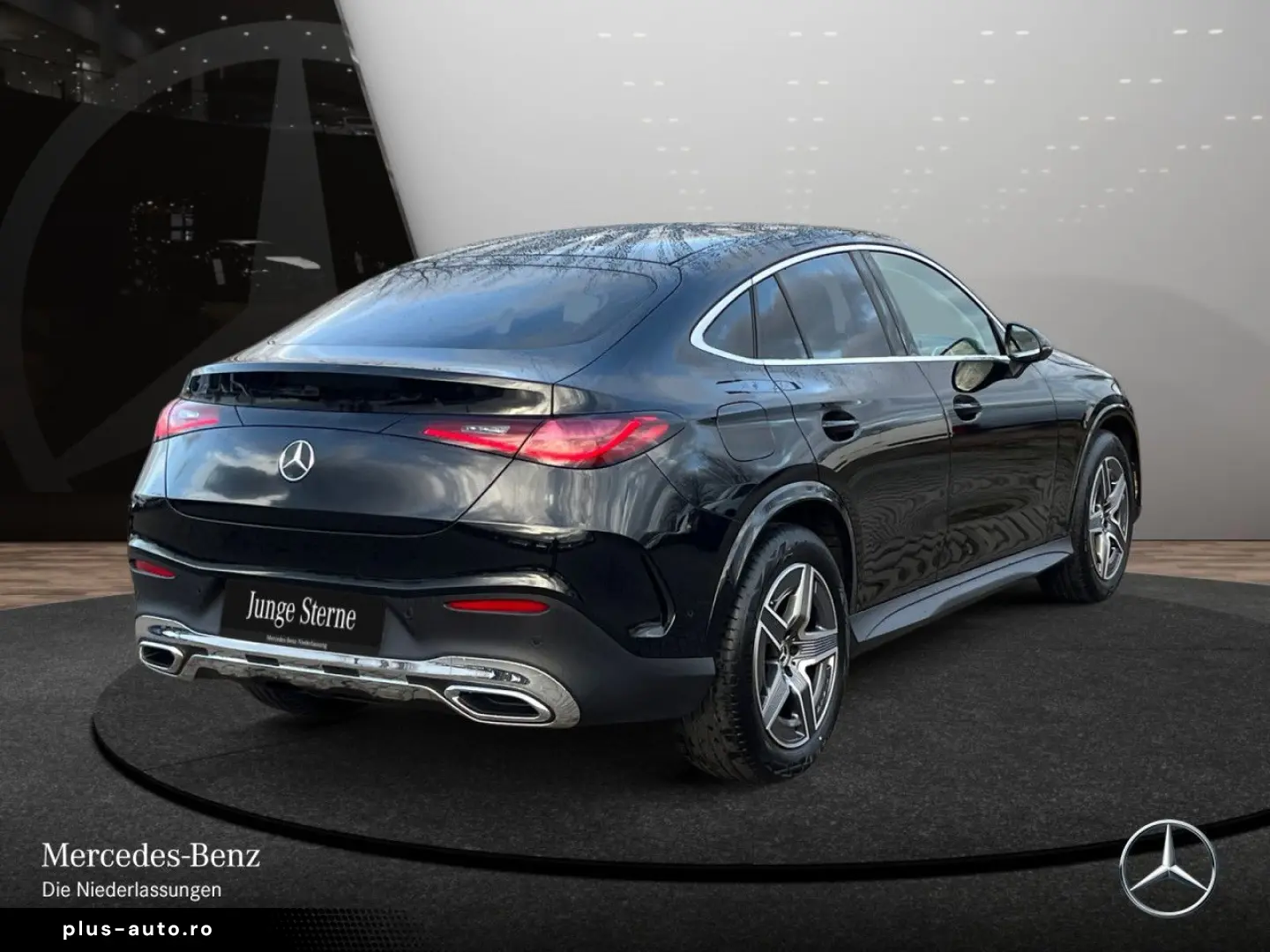 MERCEDES-BENZ GLC 200 4M Cp AMG PANO AHK MEMORY Easy-Pack 19