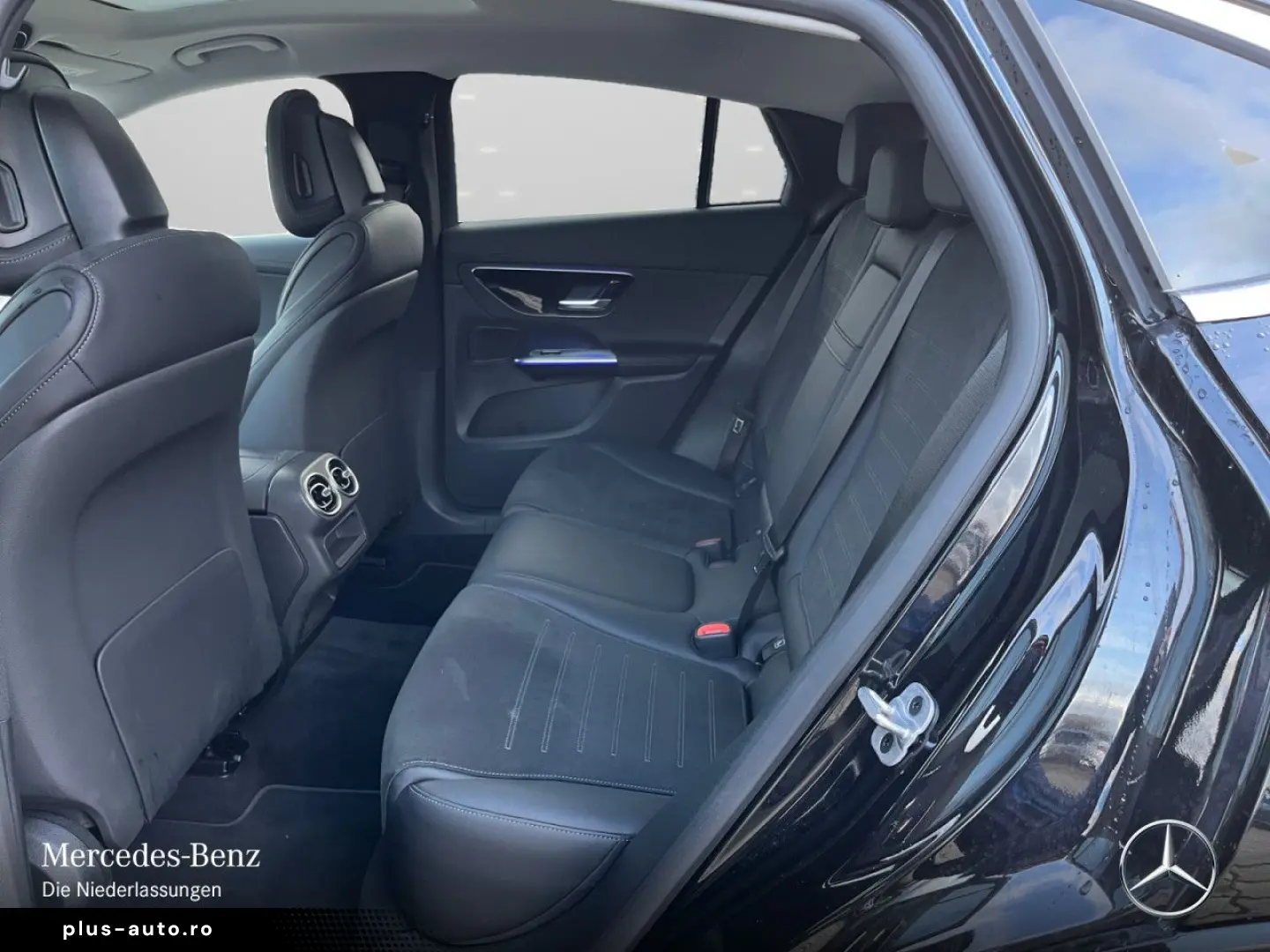 MERCEDES-BENZ GLC 200 4M Cp AMG PANO AHK MEMORY Easy-Pack 19