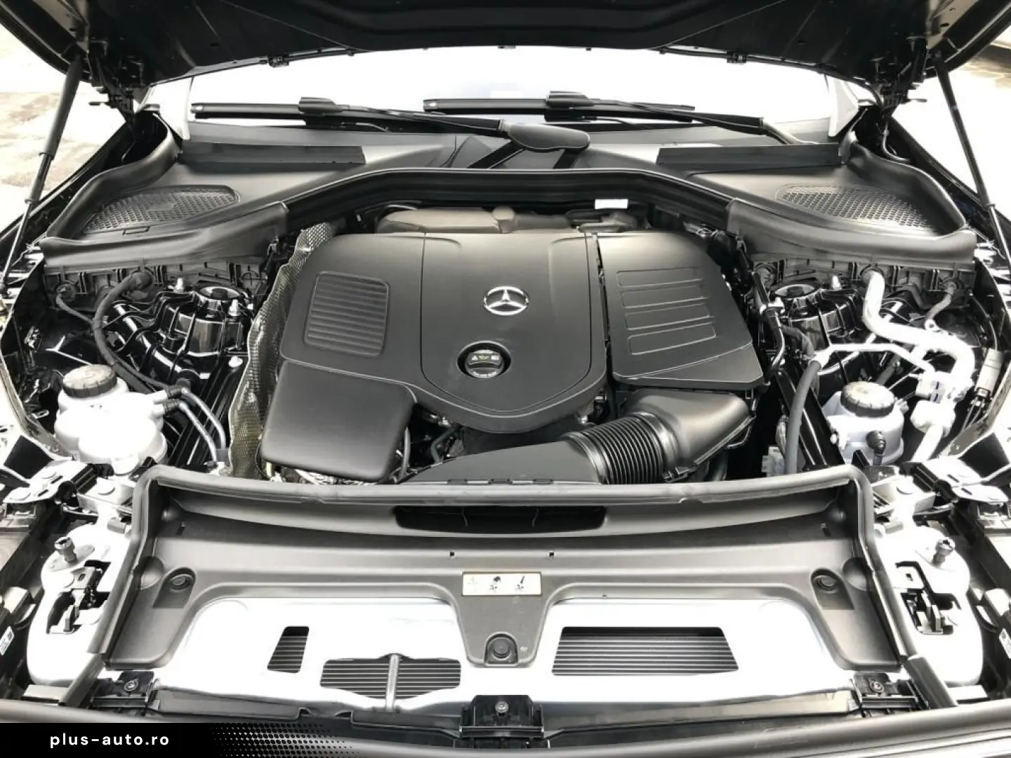 MERCEDES-BENZ GLC 200 4MATIC Coupe AMG ILS MBUX Burm&hellip;