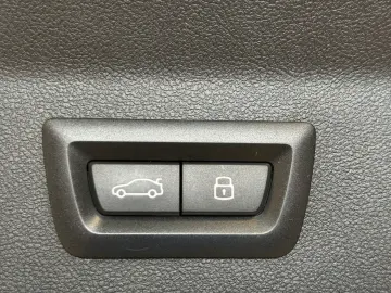 BMW X3 xDrive 30e M Sport ACC PANO LRHZ AHK H K QI