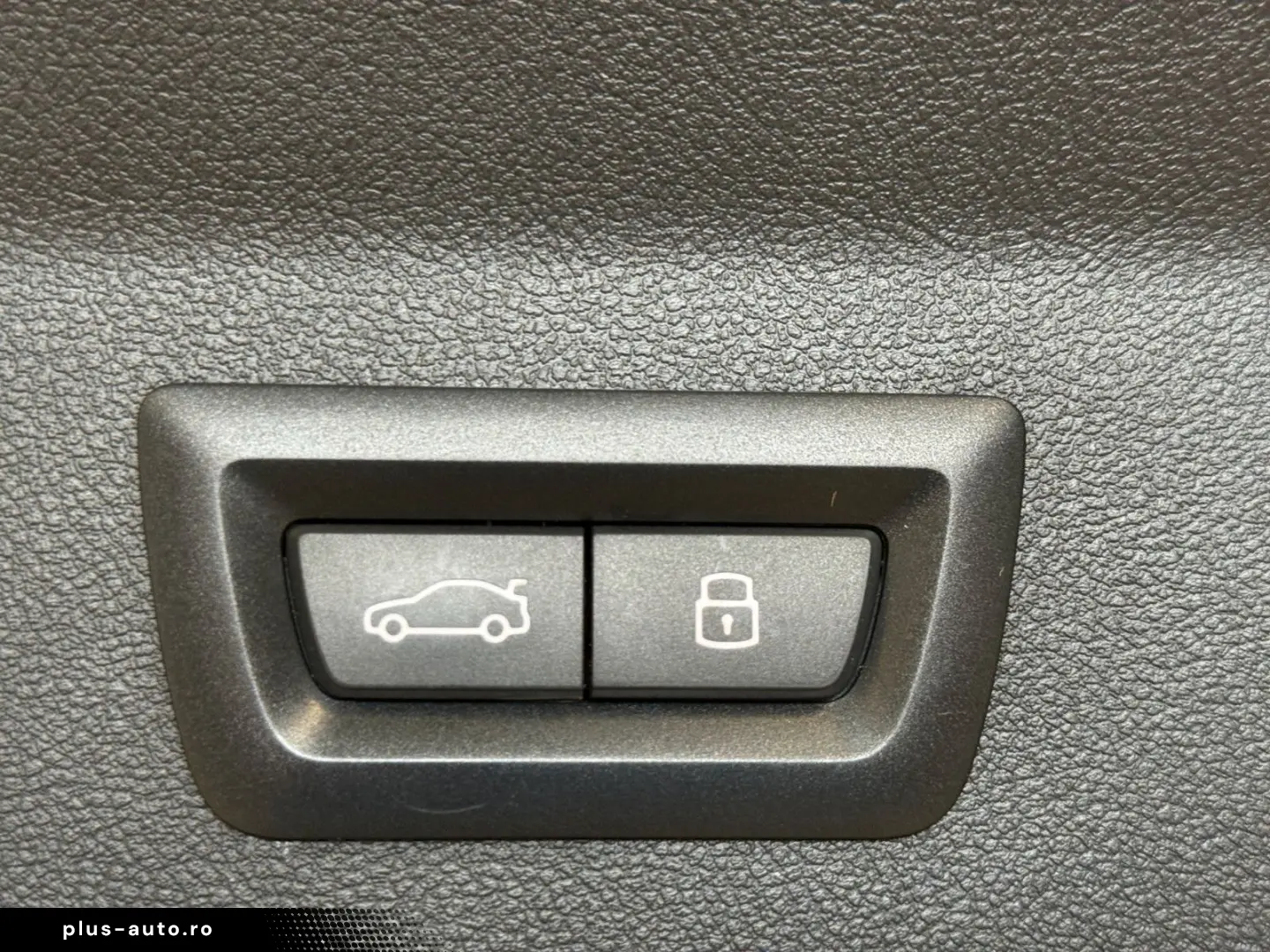 BMW X3 xDrive 30e M Sport ACC PANO LRHZ AHK H K QI