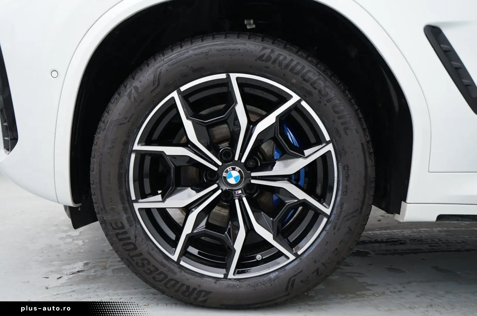 BMW X3 xDrive 30i (M-Sport Navi AHK Pano HUD HK STZ)