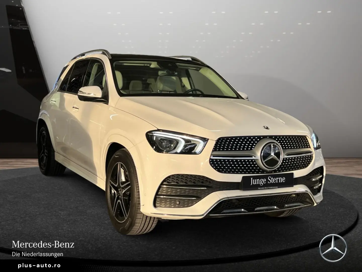 MERCEDES-BENZ GLE 300 d 4M AMG Pano Burme 360  20  TotW