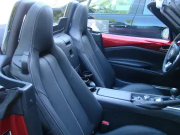 MAZDA MX-5 Skyactiv-G 132 Ad'vantage Navi Leder