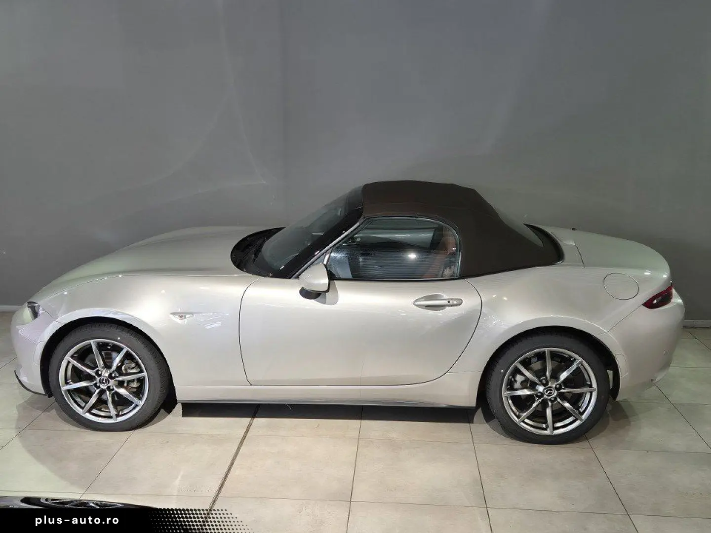 MAZDA MX-5 Kazari G-184 Leder Terracotta Matrix-LED Na